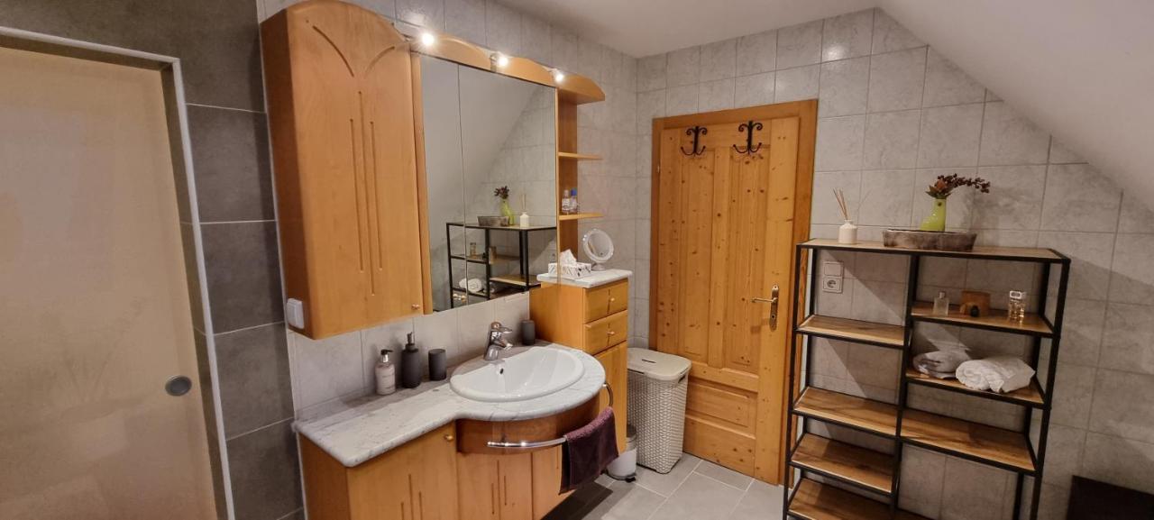 Apartment Mittelpunkt - Kaufmann Sankt Stefan ob Leoben 外观 照片